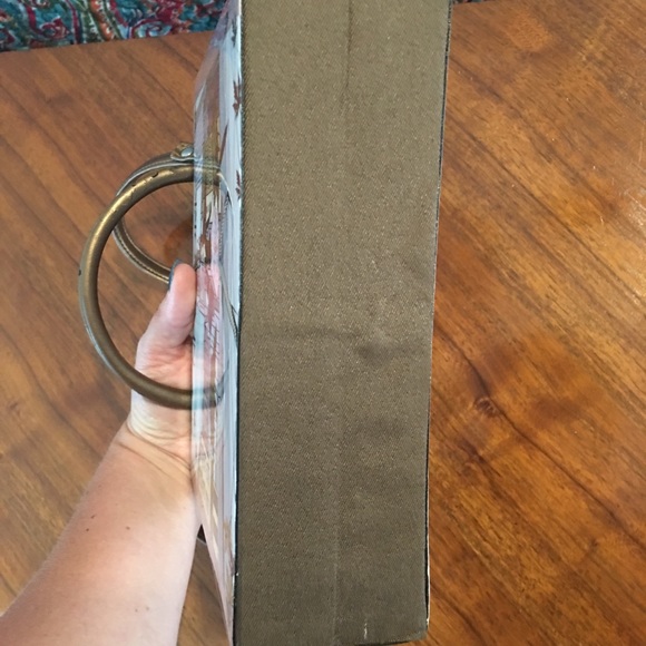 Cigar Box Style Purse - Picture 6 of 6